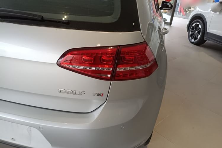 Used Volkswagen Golf 2015 1.4TSI Automatic Comfort Model Right Rear Taillight