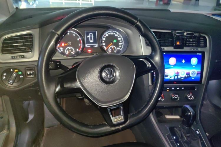 Used Volkswagen Golf 2015 1.4TSI Automatic Comfort Model Steering Wheel