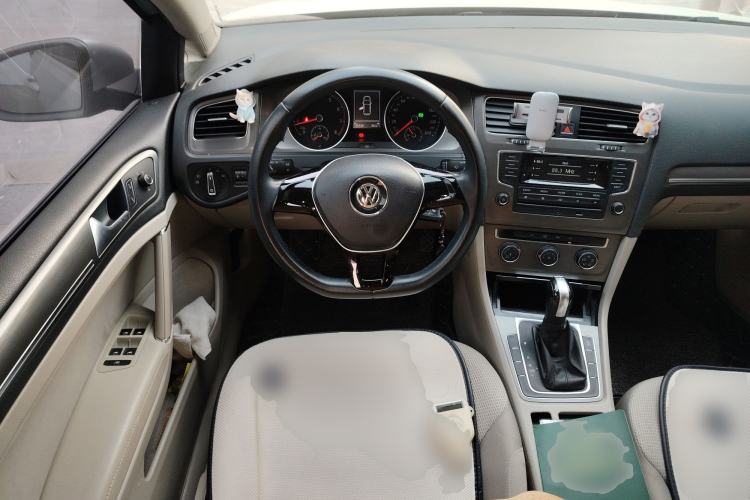 Used Volkswagen Golf 2015 1.4TSI Automatic Comfort Model Steering Wheel