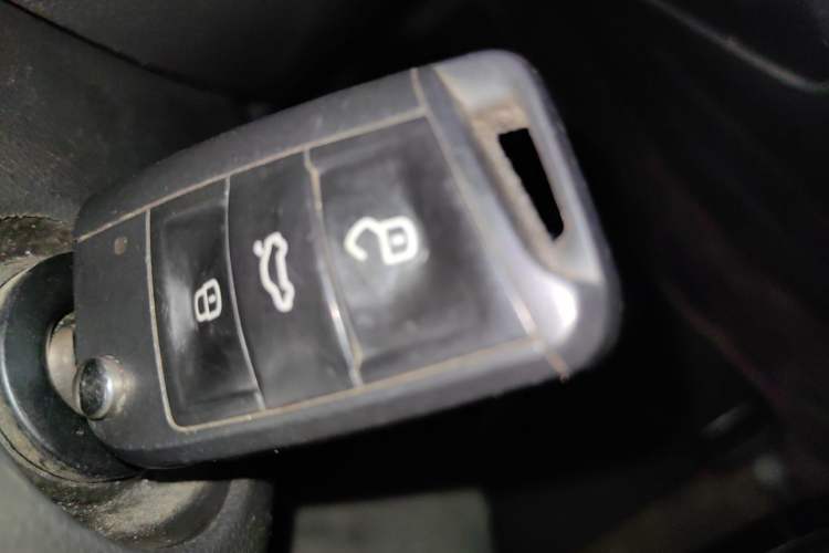 Used Volkswagen Golf 2015 1.4TSI Automatic Comfort Model Vehicle Key
