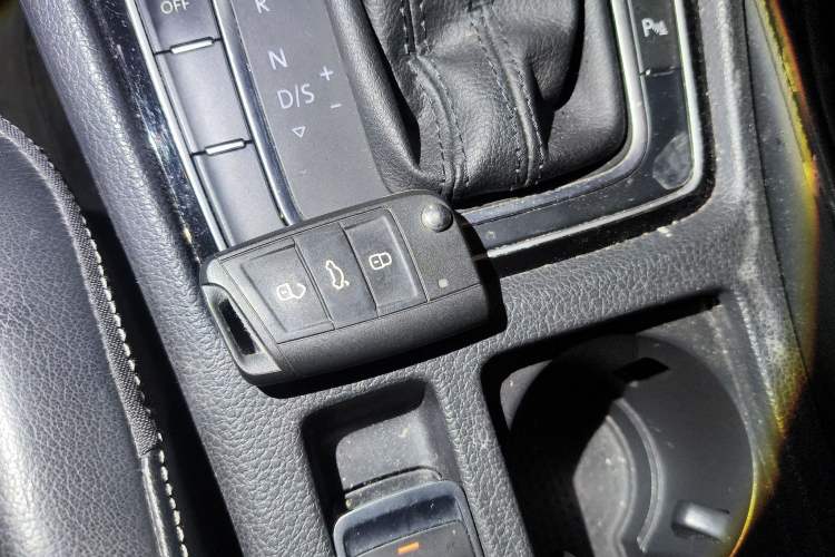 Used Volkswagen Golf 2015 1.4TSI Automatic Flagship Model Vehicle Key