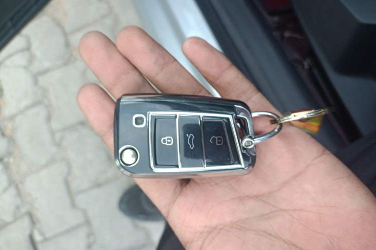 Used Volkswagen Golf 2015 1.6L Automatic Fashion Model Vehicle Key