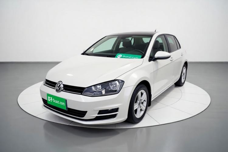 Używany Volkswagen Golf 2015 1.4TSI Automatic Comfort Model Guazi used car, China used car export, Used car for sale, Used cars, Cheapest cars for sale