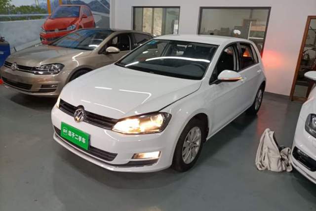 Used Volkswagen Golf 2015 1.6L Manual Fashion Edition