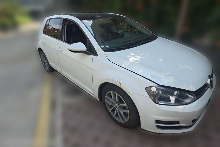 Used Volkswagen Golf 2015 1.4TSI Automatic Luxury Model Guazi used car, China used car export, Used car for sale, Used  cars, Cheapest cars for sale
