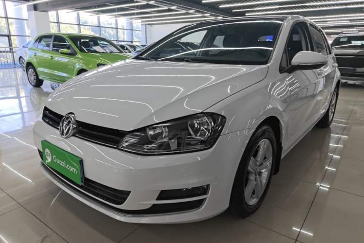 Used Volkswagen Golf 2015 1.4TSI Automatic Comfort Model Guazi used car, China used car export, Used car for sale, Used  cars, Cheapest cars for sale