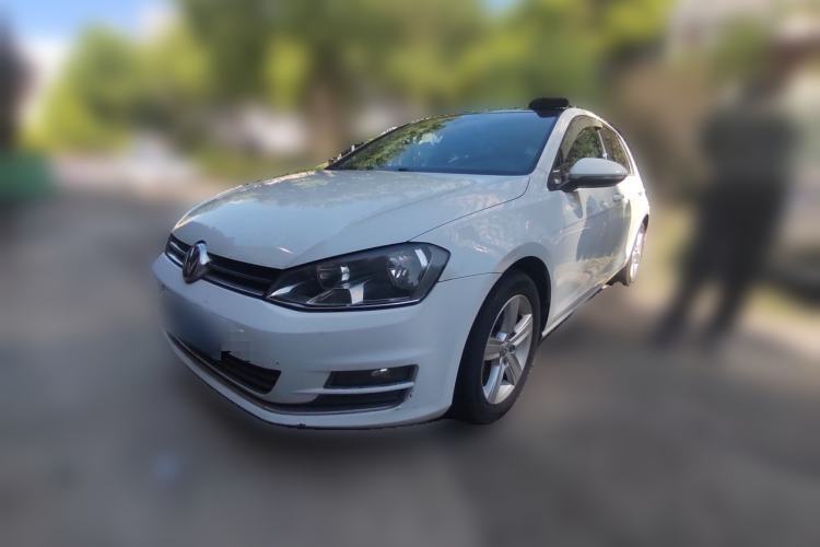 Volkswagen Golf 2015 1.4TSI Automatic Luxury Model d’occasion Guazi used car, China used car export, Used car for sale, Used  cars, Cheapest cars for sale