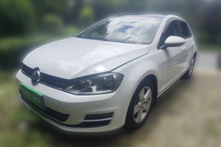 Used Volkswagen Golf 2015 1.6L Automatic Comfort Model Guazi used car, China used car export, Used car for sale, Used Volkswagen cars, Cheapest cars for sale