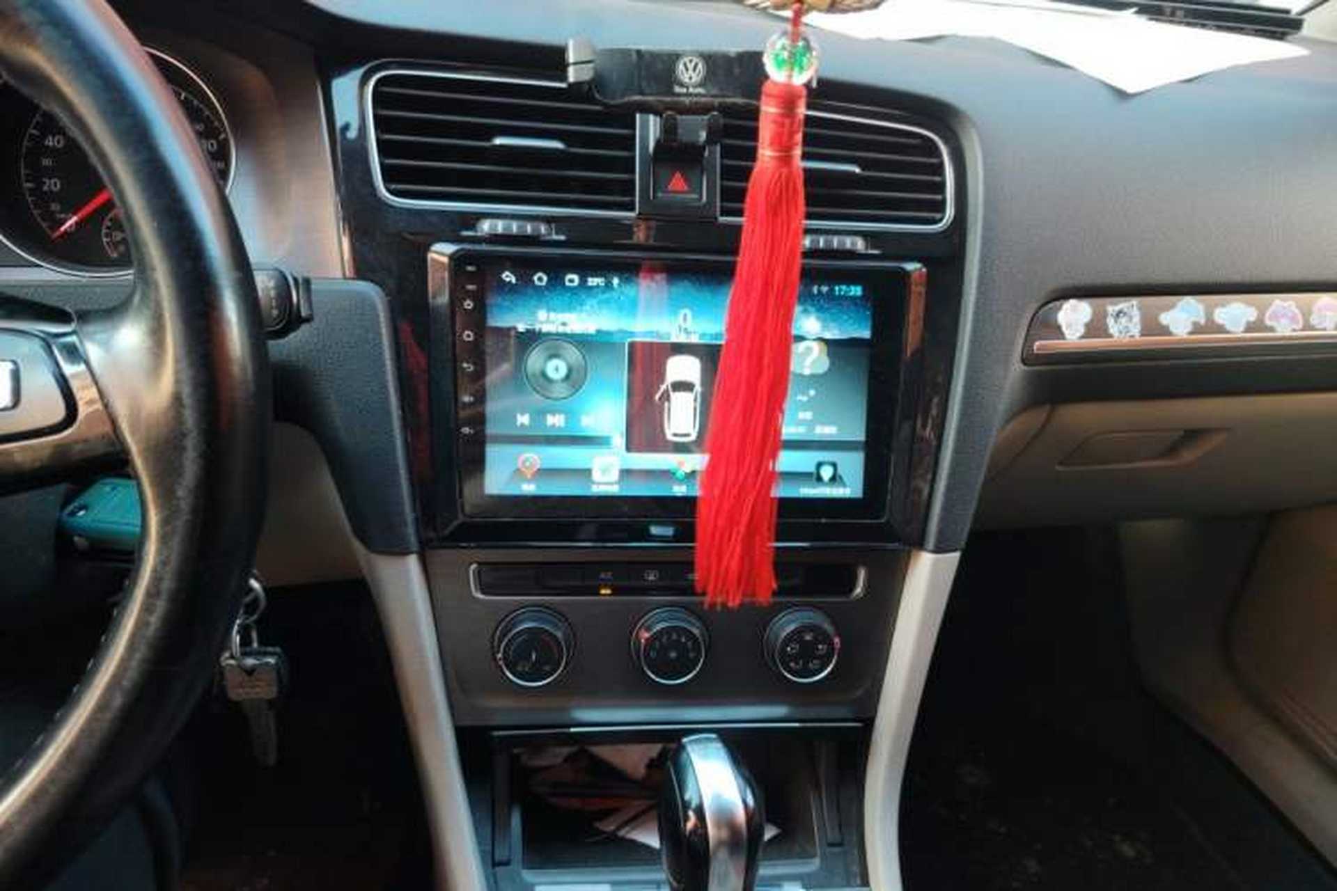 Used Volkswagen Golf 2015 1.4TSI Automatic Comfort Model Audio And AC Panel