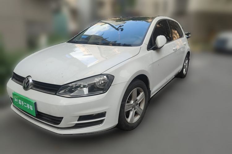 Used Volkswagen Golf 2015 1.6L Automatic Comfort Model Guazi used car, China used car export, Used car for sale, Used Volkswagen cars, Cheapest cars for sale