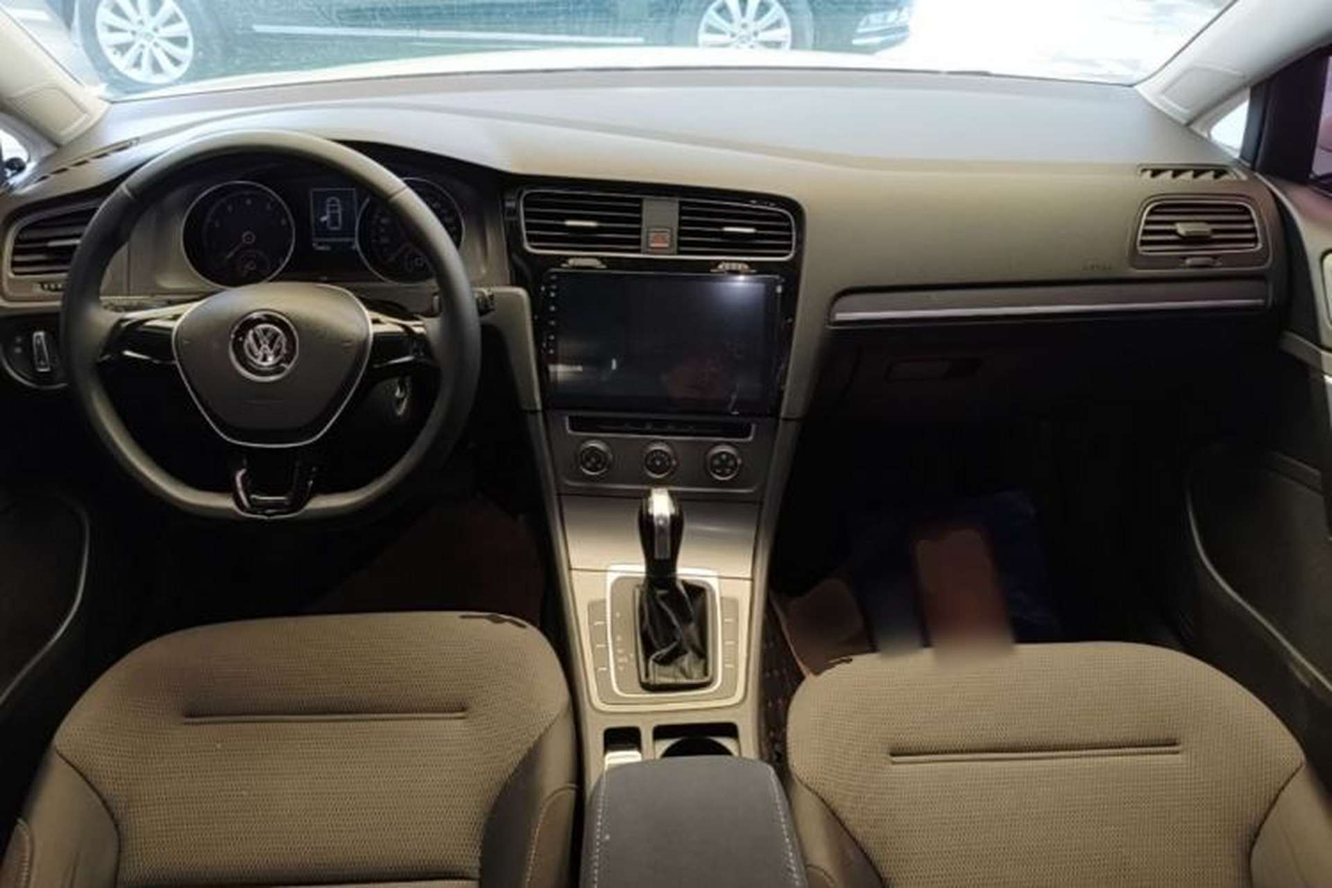 Used Volkswagen Golf 2015 1.4TSI Automatic Comfort Model Center Console
