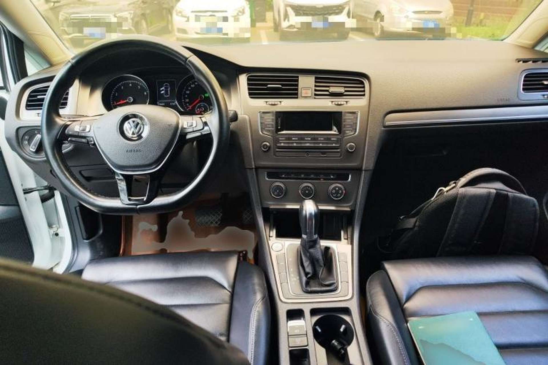 Used Volkswagen Golf 2015 1.4TSI Automatic Luxury Model Center Console