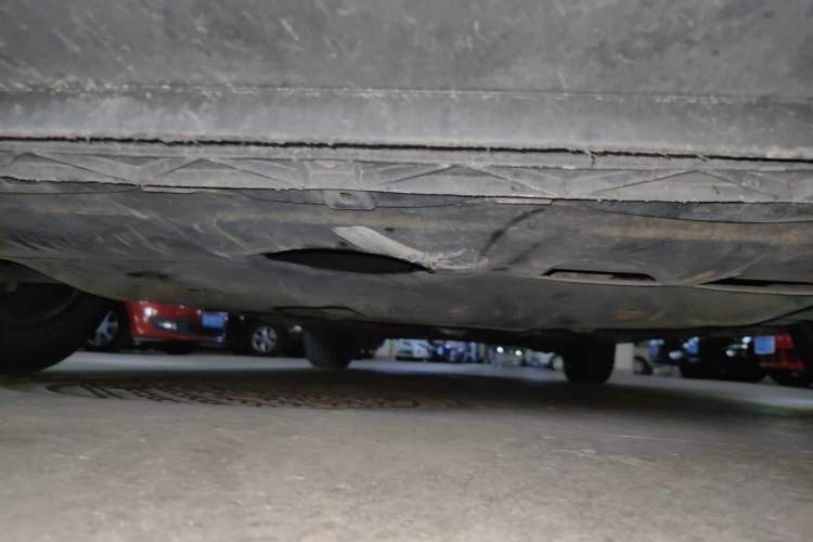 Used Volkswagen Golf 2015 1.4TSI Automatic R-Line Chassis Front
