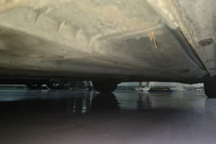 Used Volkswagen Golf 2015 1.6L Automatic Fashion Model Chassis Front Left