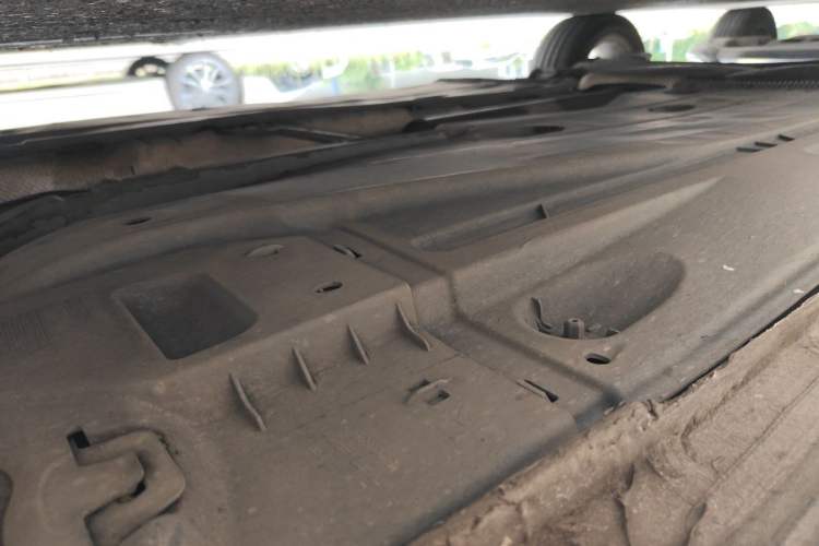 Used Volkswagen Golf 2015 1.4TSI Manual Comfort Model Chassis Front Right