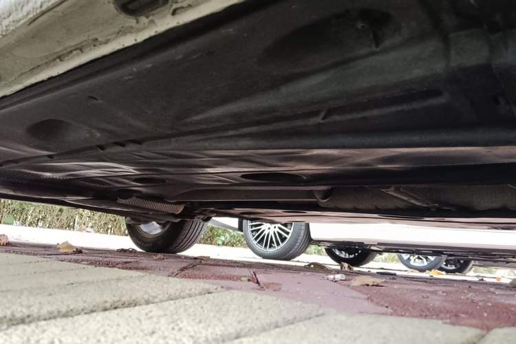 Used Volkswagen Golf 2015 1.4TSI Manual Comfort Model Chassis Front Right