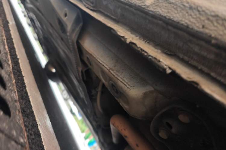 Used Volkswagen Golf 2015 1.6L Automatic Comfort Model Chassis Rear Left