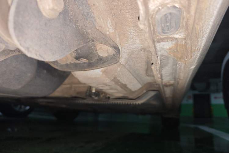 Used Volkswagen Golf 2015 1.6L Automatic Fashion Model Chassis Rear Right