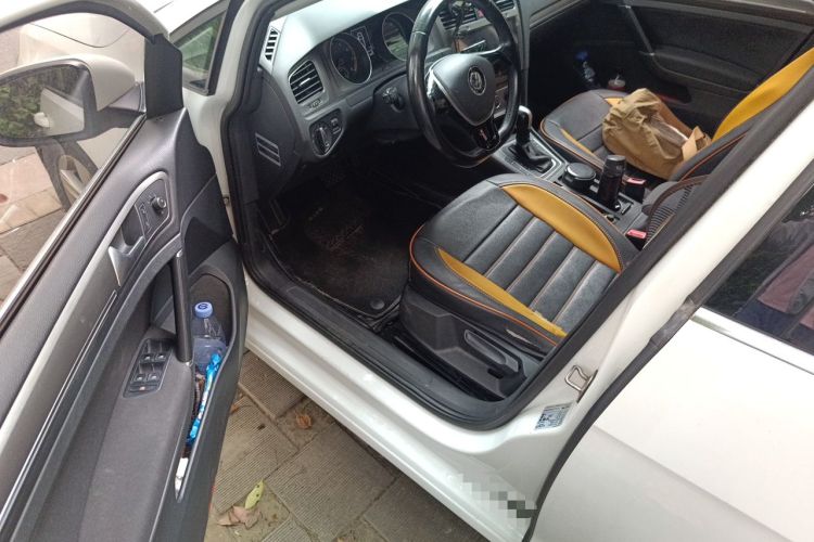 Used Volkswagen Golf 2015 1.6L Automatic Comfort Model Driver Seat