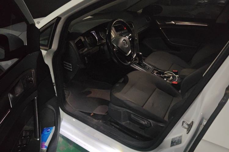 Used Volkswagen Golf 2015 1.6L Automatic Comfort Model Driver Seat