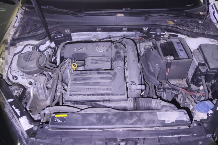 Used Volkswagen Golf 2015 1.4TSI Automatic Comfort Model Engine Bay