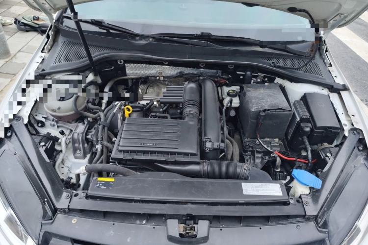 Used Volkswagen Golf 2015 1.4TSI Automatic Comfort Model Engine Bay