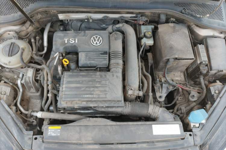Used Volkswagen Golf 2015 1.4TSI Automatic Luxury Model Engine Bay