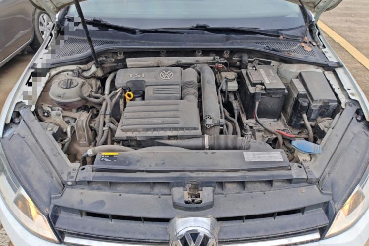 Used Volkswagen Golf 2015 1.4TSI Automatic Comfort Model Engine Bay