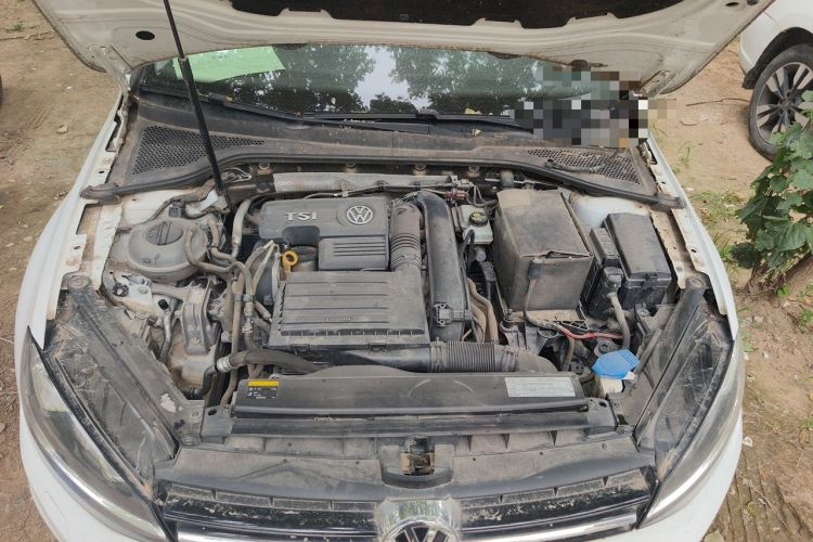 Used Volkswagen Golf 2015 1.4TSI Automatic Flagship Model Engine Bay