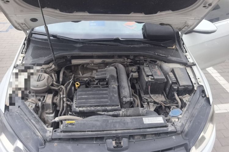 Used Volkswagen Golf 2015 1.4TSI Automatic Comfort Model Engine Bay