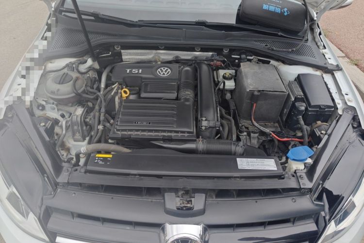 Used Volkswagen Golf 2015 1.4TSI Automatic Luxury Model Engine Bay