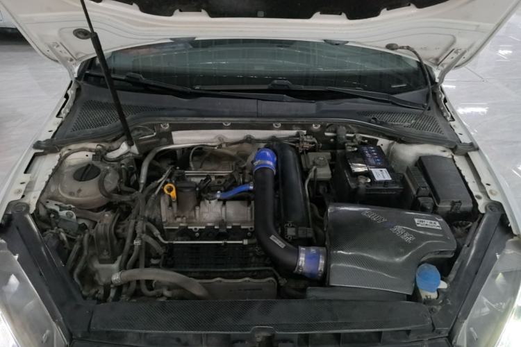 Used Volkswagen Golf 2015 1.4TSI Automatic Comfort Model Engine Bay