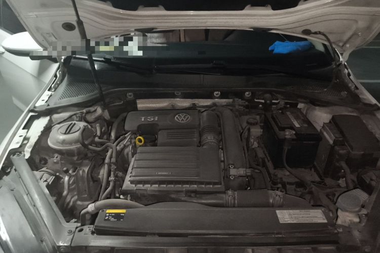 Used Volkswagen Golf 2015 1.4TSI Automatic Comfort Model Engine Bay