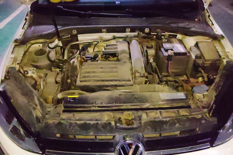 Used Volkswagen Golf 2015 1.4TSI Automatic Comfort Model Engine Bay