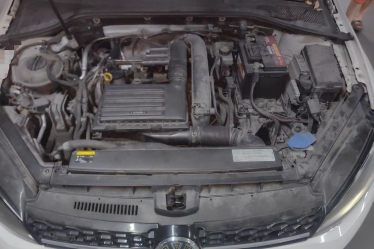 Used Volkswagen Golf 2015 1.4TSI Automatic Comfort Model Engine Bay