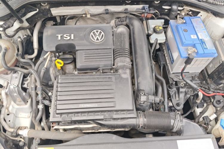 Used Volkswagen Golf 2015 1.4TSI Automatic Comfort Model Engine Bay