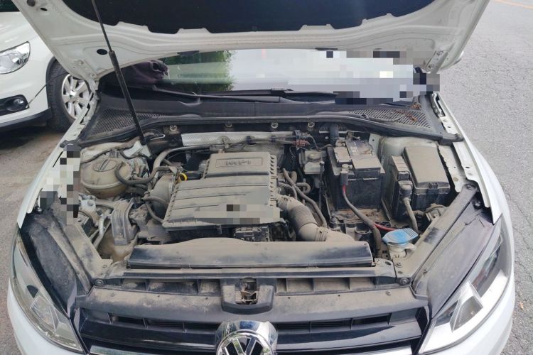 Used Volkswagen Golf 2015 1.6L Automatic Comfort Model Engine Bay