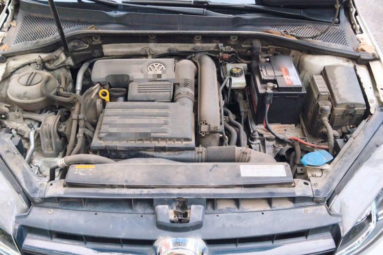 Used Volkswagen Golf 2015 1.4TSI Automatic Comfort Model Engine Bay