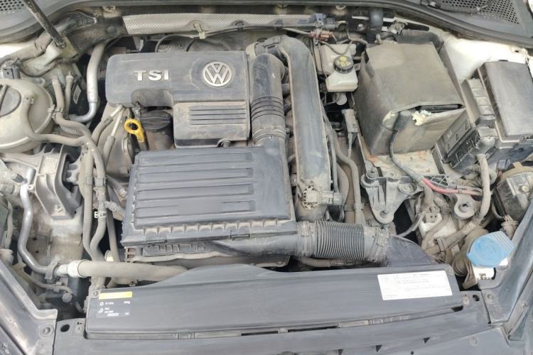 Used Volkswagen Golf 2015 1.4TSI Automatic Comfort Model Engine Bay