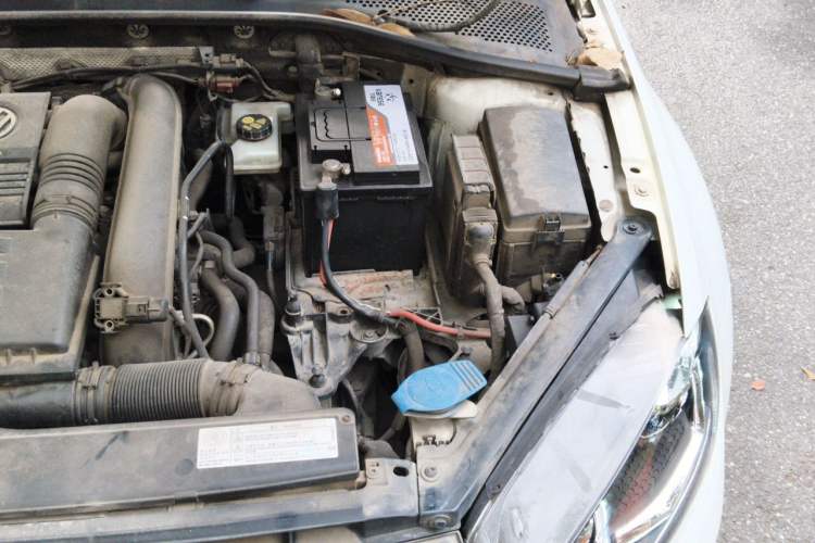 Used Volkswagen Golf 2015 1.4TSI Automatic Comfort Model Engine Bay Left