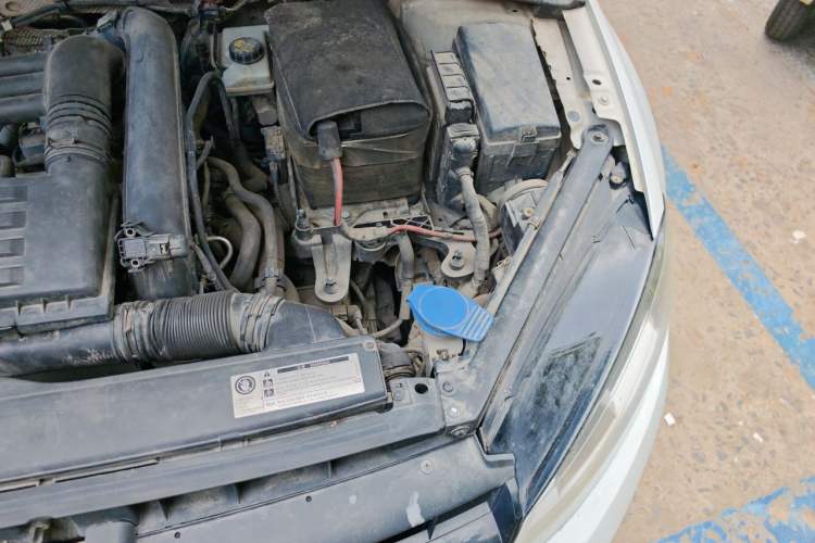 Used Volkswagen Golf 2015 1.4TSI Comfort Travel Edition Engine Bay Left