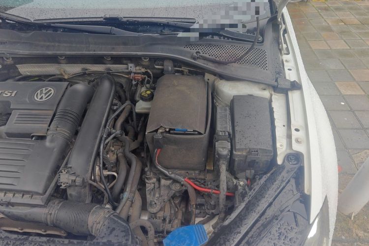 Used Volkswagen Golf 2015 1.4TSI Automatic R-Line Engine Bay Left