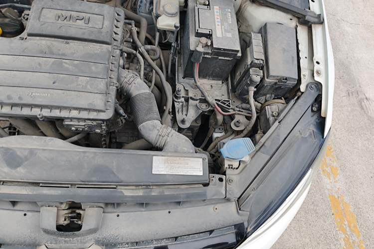 Used Volkswagen Golf 2015 1.6L Automatic Comfort Model Engine Bay Left