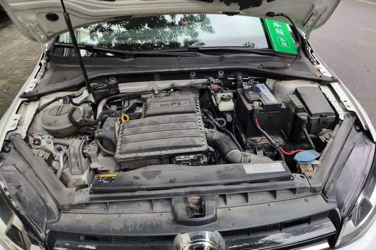 Used Volkswagen Golf 2015 1.6L Automatic Comfort Model Engine Bay