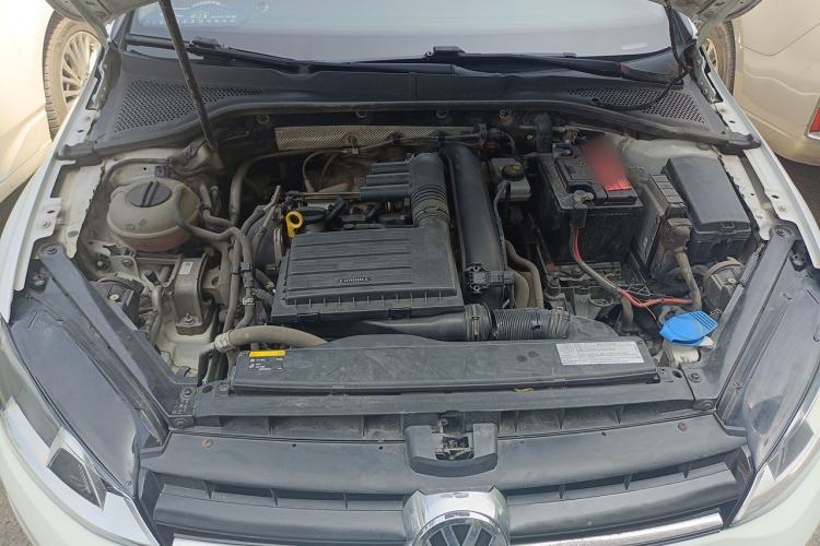 Used Volkswagen Golf 2015 1.4TSI Automatic Comfort Model Engine Bay