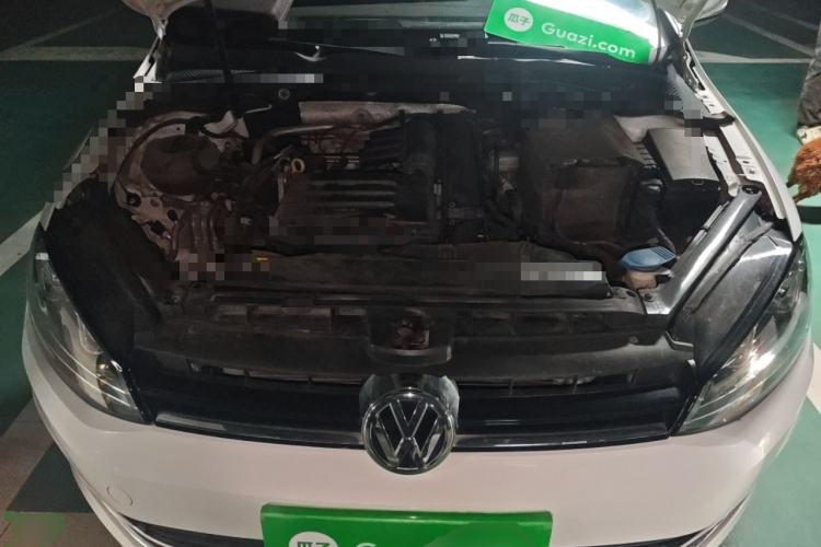 Used Volkswagen Golf 2015 1.2TSI Automatic Comfort Model Engine Bay