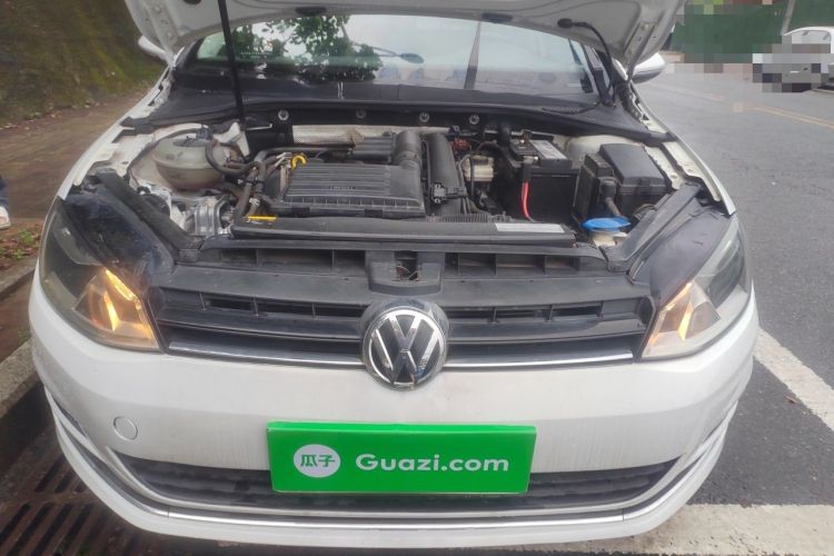 Used Volkswagen Golf 2015 1.4TSI Automatic Comfort Model Engine Bay