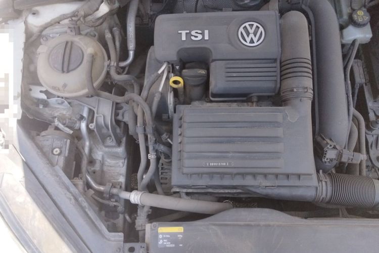 Used Volkswagen Golf 2015 1.4TSI Automatic Comfort Model Engine Bay Right