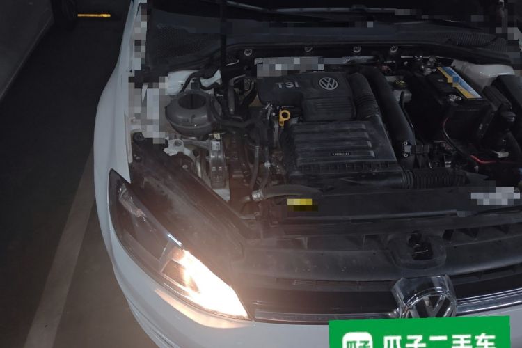 Used Volkswagen Golf 2015 1.4TSI Automatic Comfort Model Engine Bay Right