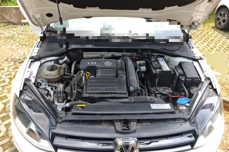 Used Volkswagen Golf 2015 1.4TSI Automatic Comfort Model Engine Bay